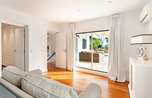 Villa Tesoro, Port Adriano, Sunny South West, Close to Beach, Large Pool, Tennis Court - Foto 30