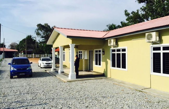 D'Pantai Homestay Kuala Sg. Baru - Photo 24