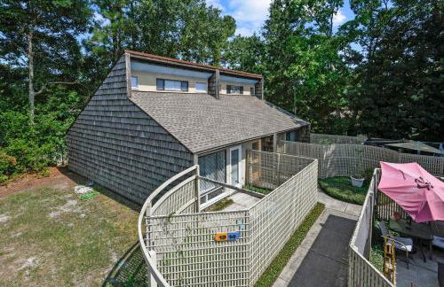 NEW King with Loft Beach Near Gulf - Foto 24