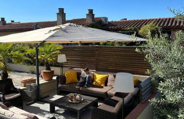 Villa Peralta Girona City w above ground Pool - Photo 41