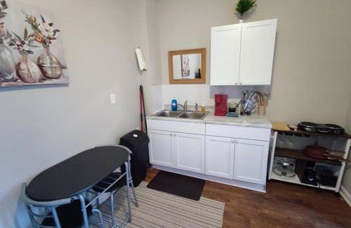 Zen Haven 5- Close to Downtown Indy- Queen Bed - Foto 7