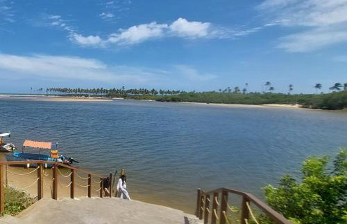 Barra do Jacuipe a 50m da Praia - Rio e Mar - Piscina, Ar e Churrasqueira - Foto 21
