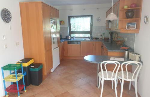 Martha - Ferienhaus, 3 Schlafzimmer, 2 bis 6 Personen, S-Bahn nach Berlin, Strausseenähe, ruhige Lage - Foto 10