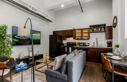 Comfy 1BR-Parking, Rooftop, Near Arrowhd & TMobile - Foto 1