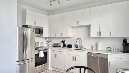 2B2B Condo in ATL Penthouse level 542Blvd402 - Foto 2, stove, dishwasher, toaster