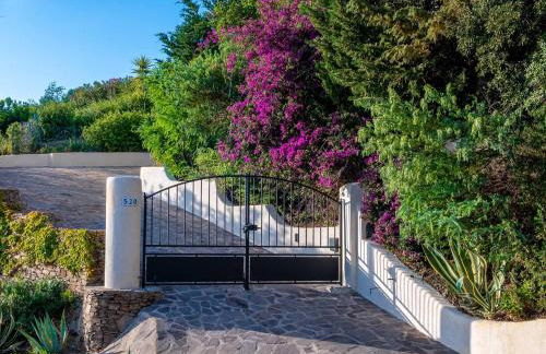 Villa moderne 6 CH pour 12 avec piscine privée, clim et parking aux Issambres - FR-1-768-24 - Foto 30