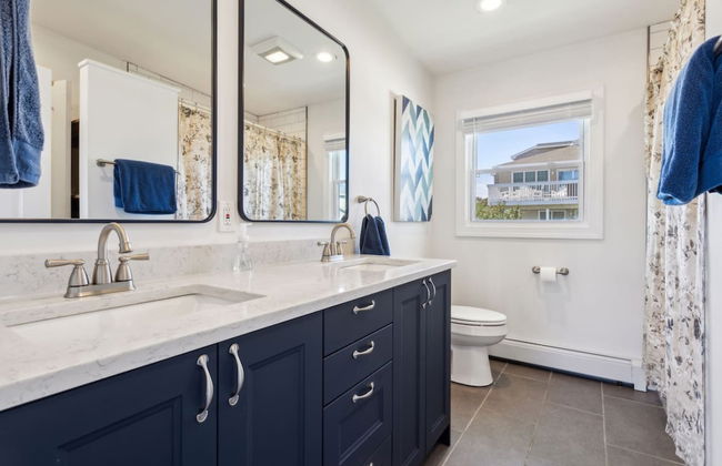 Beach Break Getaway in Virginia Beach - Photo 30