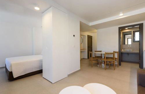 Azure Naousa - Photo 73