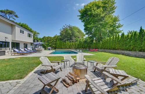 Alluring Hampton Bays Hideaway < 2 Mi to Beach! - Foto 1