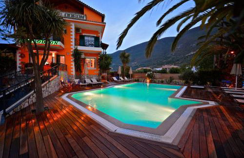 Odeon Hotel - Photo 32