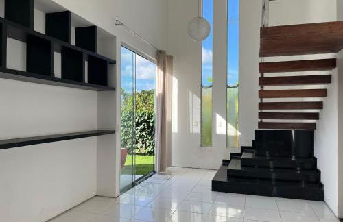 casa de praia com piscina para famílias - Foto 1