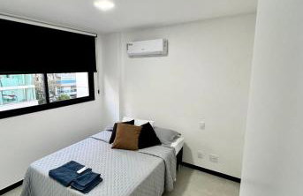 Flat confortável, a 200 metros da praia com estacionamento - Foto 11