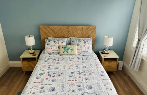 Romantic Studio in the Heart of Palm Beach - Photo 2