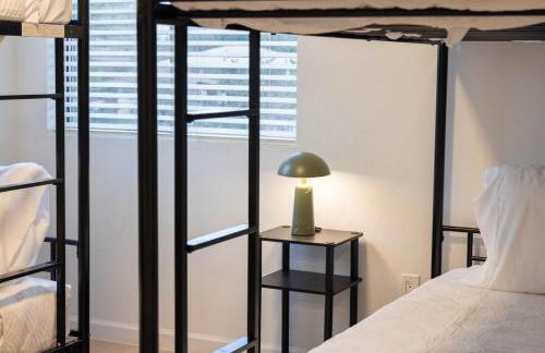 Modern 4BR Retreat in Prime Gilbert Location - Foto 43