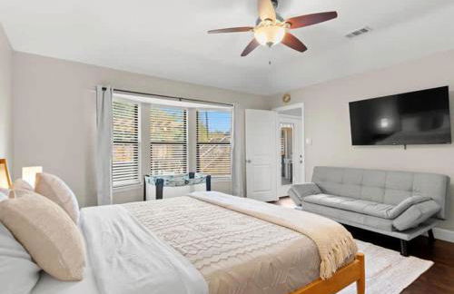 Poolside Paradise Game Room Fire Pit Hot Tub - Foto 24