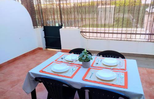 Gran adosado de esquina muy cerca de la playa en la Antilla - Foto 18