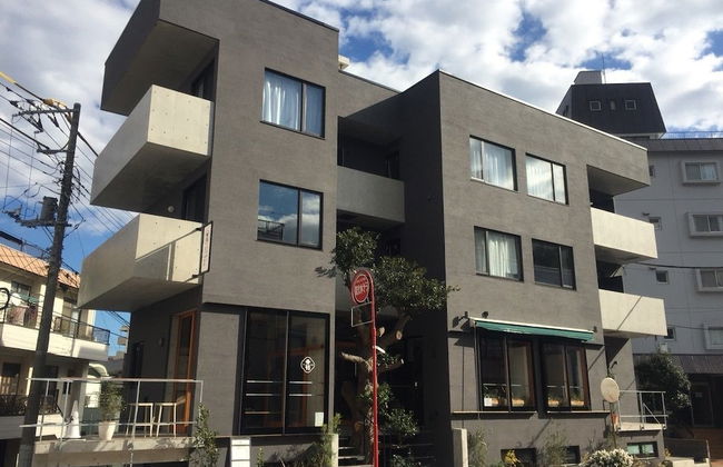 Treeside Hotel & Apartment - Foto 1