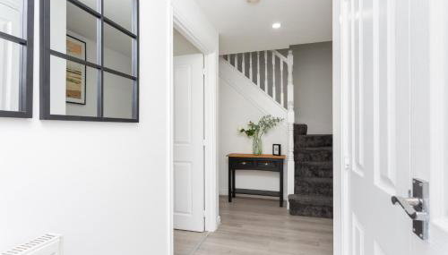 Lancers Close House - Photo 3