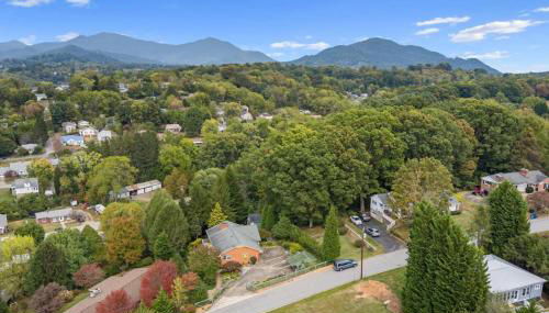 Secret Garden Getaway - Apartment in Asheville near the Great Smokey Mountains! - Foto 2