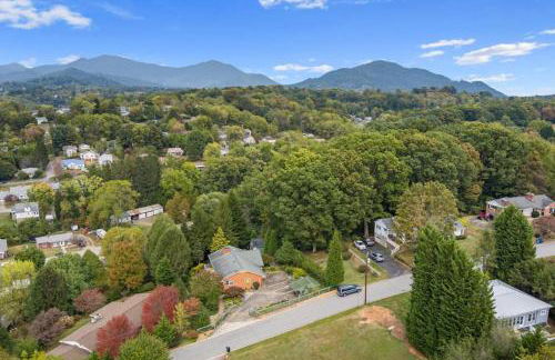 Secret Garden Getaway - Apartment in Asheville near the Great Smokey Mountains! - Foto 2