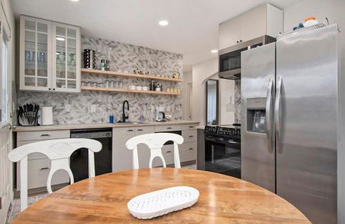 Adorable 2BR Hot Tub Close to Attractions - Foto 21