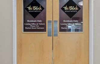 Indy Urban Nest - Sleeps 8 - Skywalk Access - Convention Center - Stadium - Foto 7