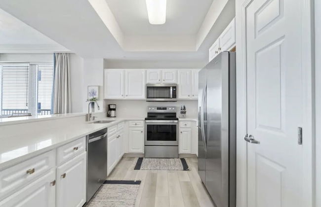 Sea Salt Villa 3 Bedroom Condo by RedAwning - Photo 11