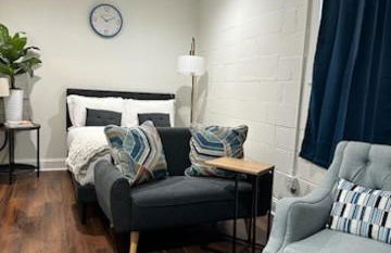 1BR Fully Handicap Accessible Near Downtown - Foto 1