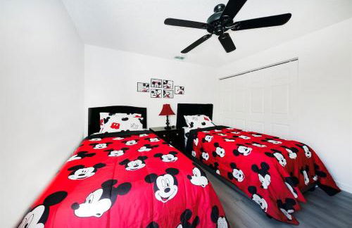 Spacious 6BR 4BA Villa, Private Pool, Near Disney - Foto 8