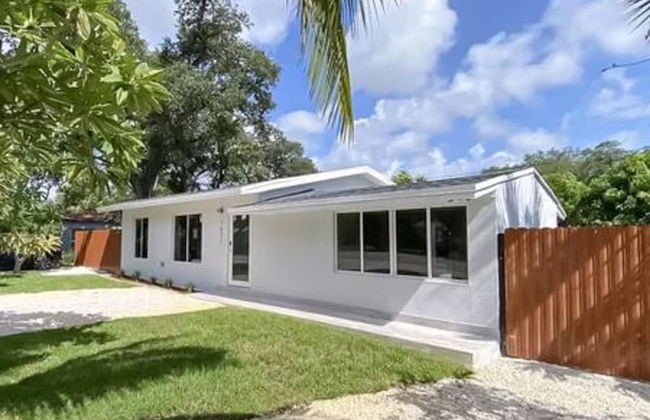 Modern Lux Home 3BR 2BA With Heated Pool - Foto 29