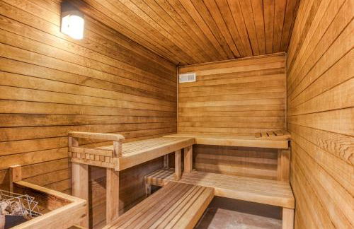 Sand and Sea Condos - Foto 13