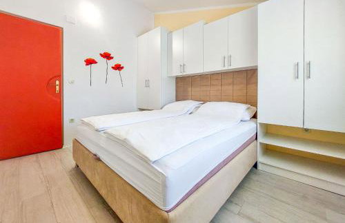 Apartment Marija-3 by Interhome - Photo 3