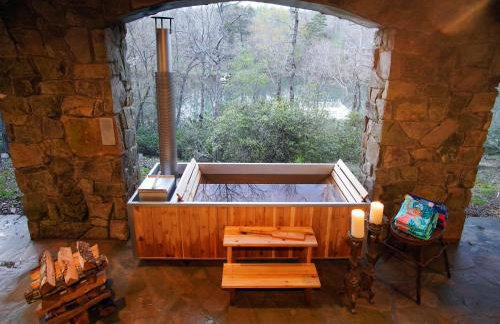 Lakefront Custom-Built Mentone Home Game Room! - Foto 35