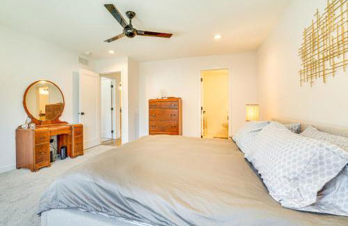 Deck with Forest Views Modern Home in Rochester! - Foto 12