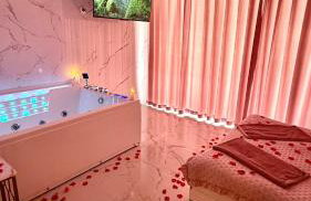 Jacuzzi Bliss by the Motława - Foto 10