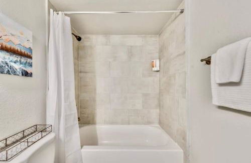 Global Cup The Swank - Close to Downtown - Foto 21