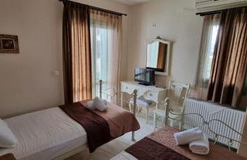 Skyros Seaside Retreats - Serenity by the Pool - Photo 10