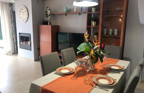 Bungalow Altea junto al casco antiguo, piscina y barbacoa - Photo 5