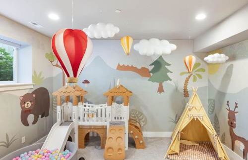 Modern Kirkland 4BR Family Oasis Kids Paradise - Photo 70