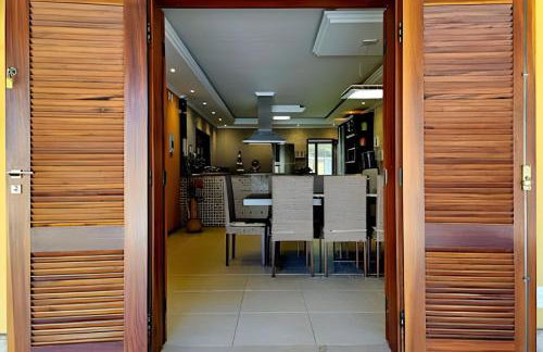 Lazer e Tranquilidade Próximo à Praia - Foto 70