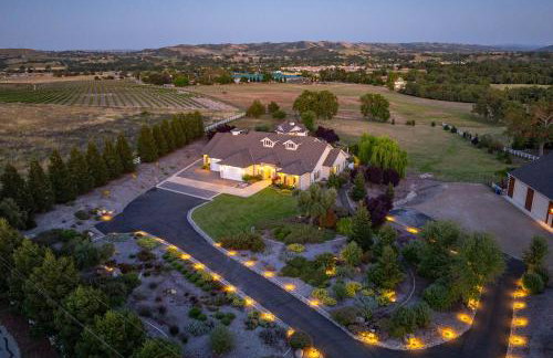 Frontier Farmhouse - Foto 41