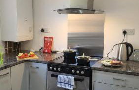 The Lodge a beautiful barn conversion with 3 ensuite bedrooms on the edge of Cannock Chase - Foto 7