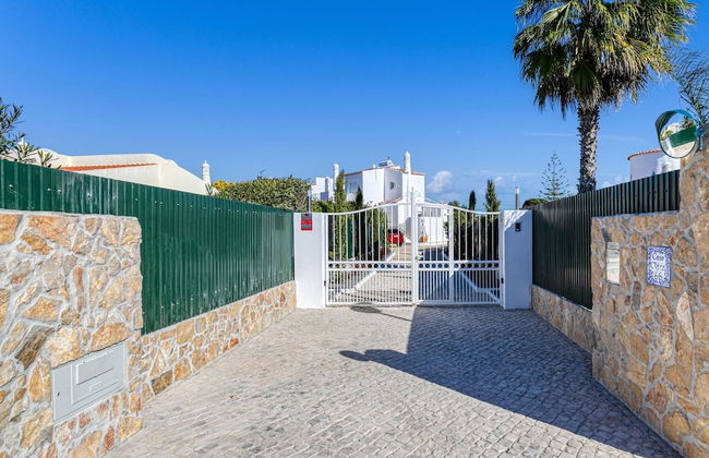 66 ADM Clara Beautifully Renovated Villa - Foto 30