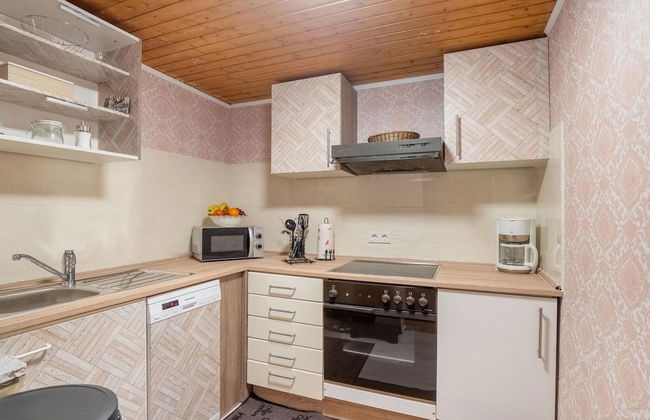 Cheerful Holiday Home in Kinheim With Mountain Views - Photo 15