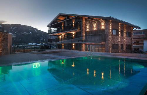 Suitehouse, Premium Apartments, Pools & Spa in Dolomites - by Familiaris - Foto 1