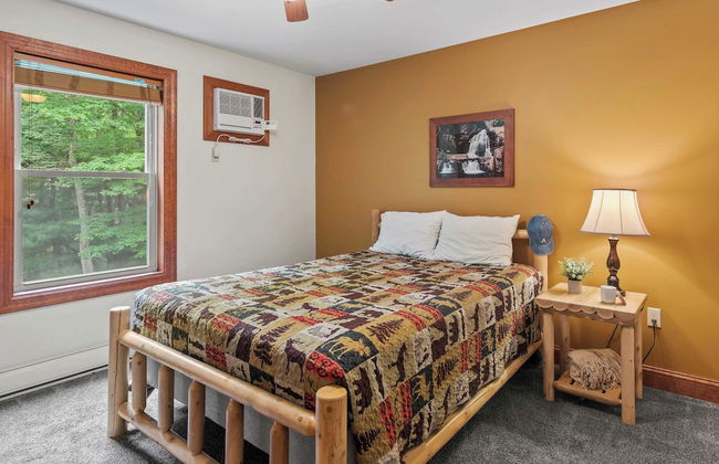 Bear Paw Lodge by Avantstay Hot Tub, Deck, & Fire Pit - Foto 27