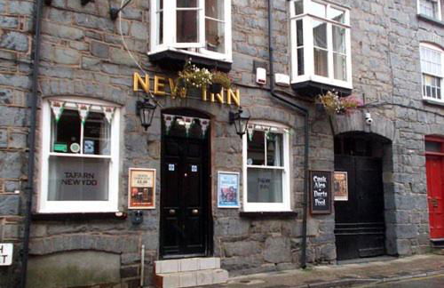 Apothecary Hall - Snowdonia - Photo 35