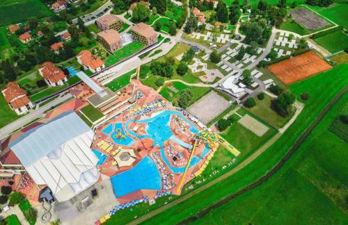 Kuća sa apartmanima Šemnica - za odmor i proslave! - Photo 57