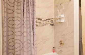 Modern,02 mile to Northeastern, in unit laundry - Foto 11