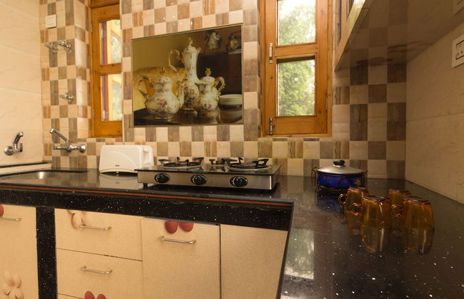 OYO 16593 Home Luxury 3BHK Galaxy Villa Andrar - Foto 15